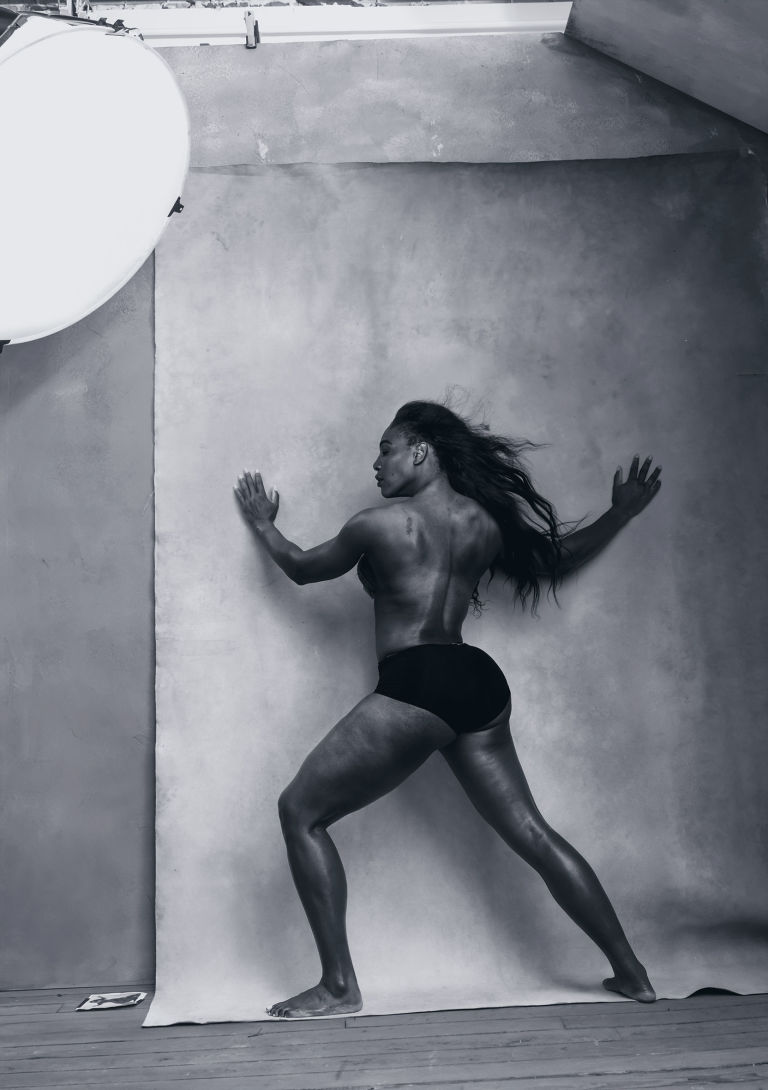 gallery-1448906807-pirelli-calendar-2016-april-serena-williams-pirelli.jpg