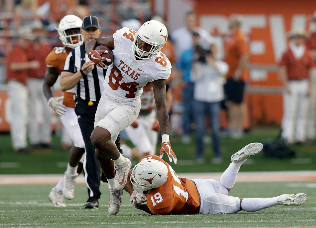 1524361222-Texas-Spring-Football.jpg