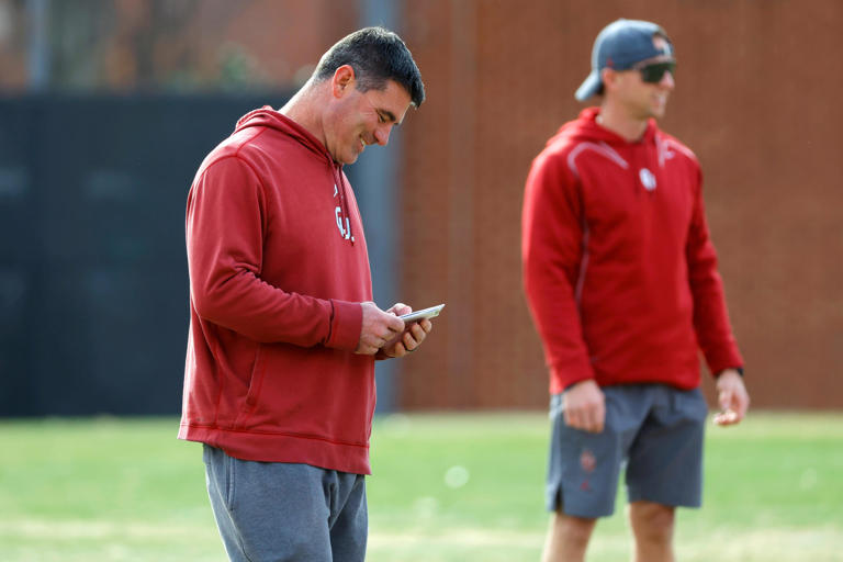 Oklahoma Sooners offensive coordinator Seth Littrell is pictured football practice in Norman, Okla., Tuesday, Dec. 12, 2023. Bryan Terry, The Oklahoman