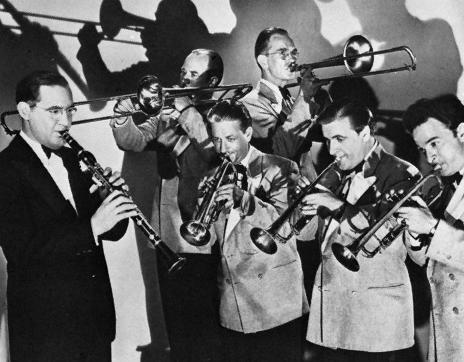 Benny-Goodman-members-band-1938.jpg