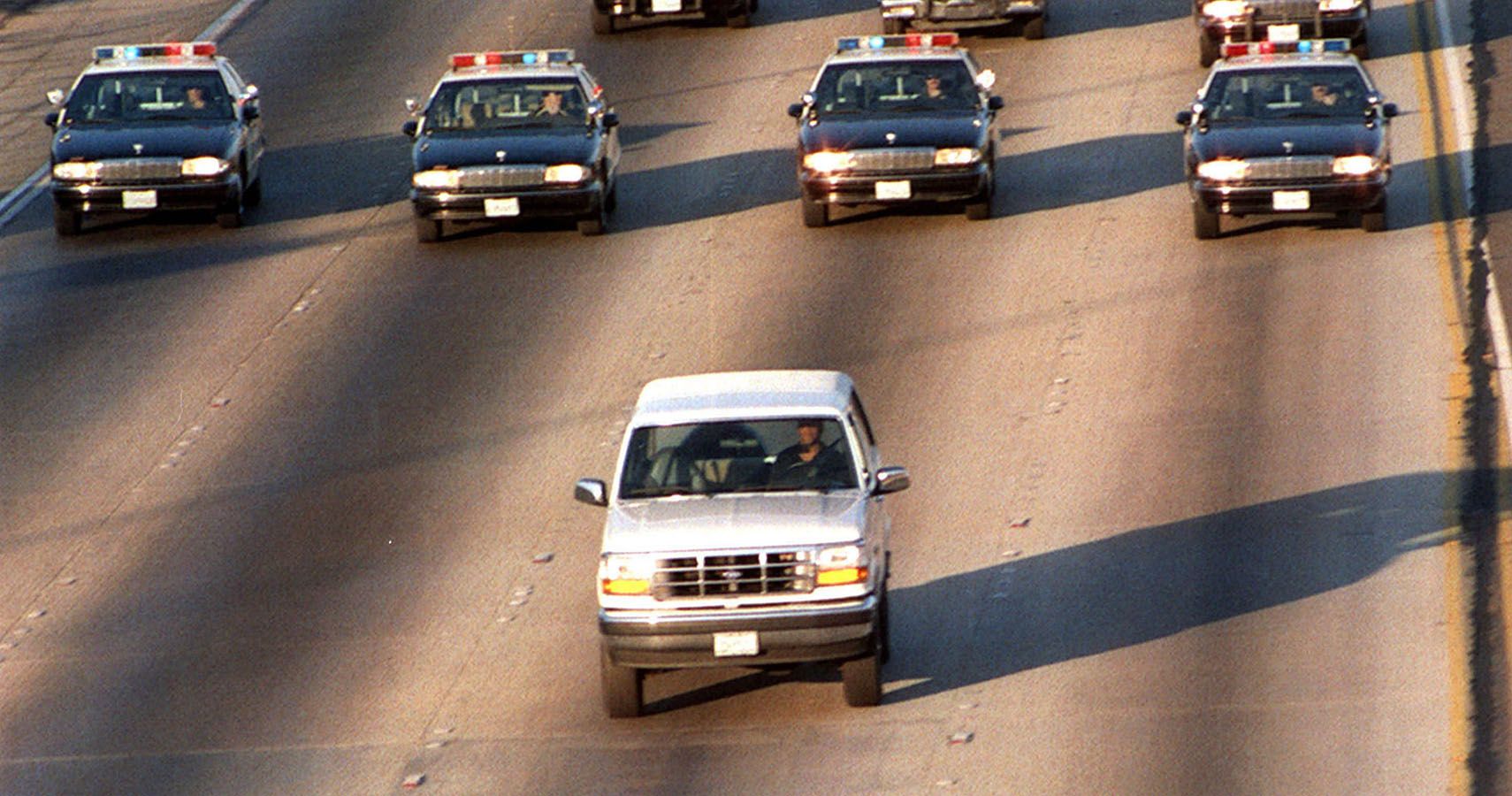 2-O-J-Simpsons-White-Bronco-Chase-via-TheSun.jpg